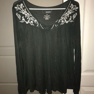 Olive Green Long Sleeve Blouse w Cream Embroidery